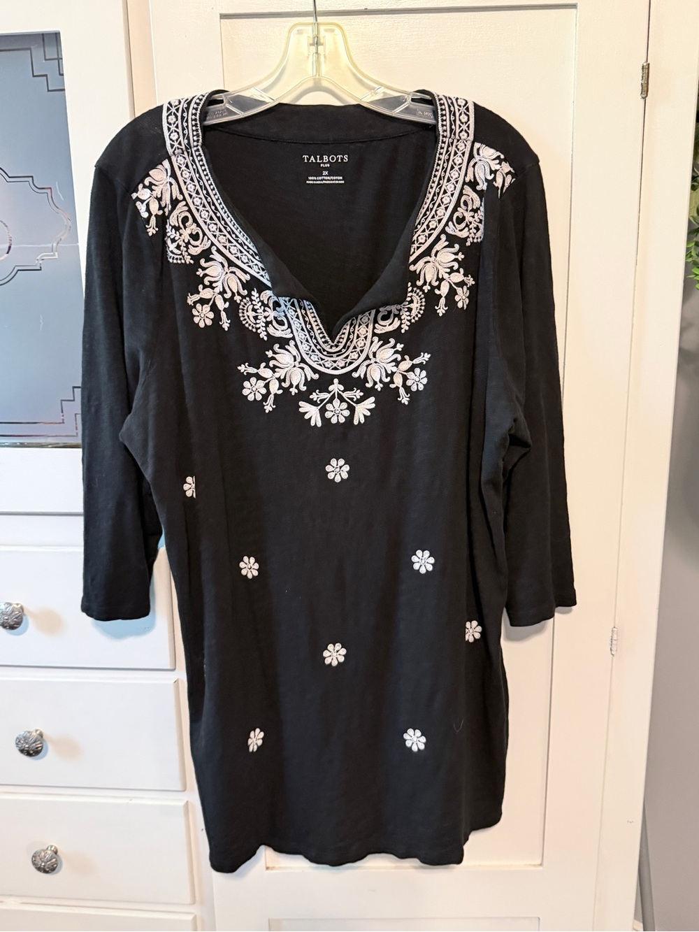 Talbots Black V-Neck Embroidered Tunic with White Floral Motif